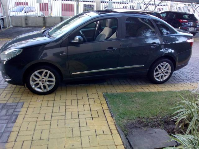 Vendo Gran Siena 1.6 ano 2015 automatico - Foto 2
