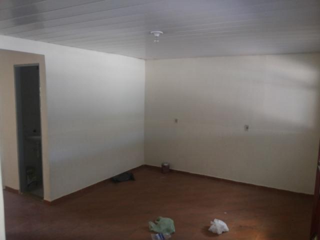 Lote vazado com 2 Casas na QNN 10 Próximo ao Metrô - Foto 3