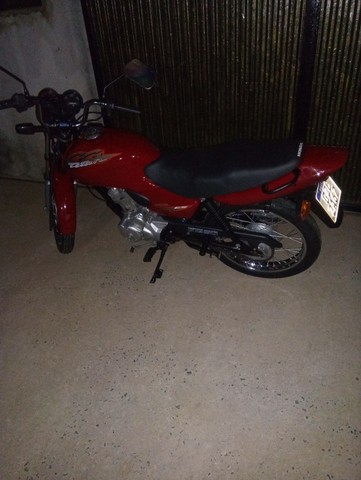 VENDO TITAN ES