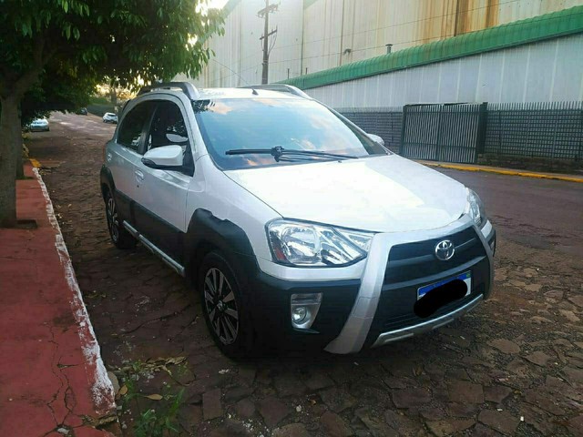 TOYOTA ETIOS CROSS 2016 1.5