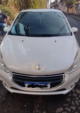 PEUGEOT 208 ACTIVE 1.5 8V 2014