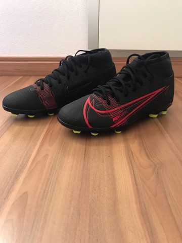 chuteira nike com tornozeleira