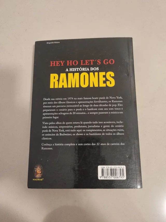 Hey Ho Let´s Go: A História Dos Ramones, De Everett True. Editora Madras  Editora Em Português