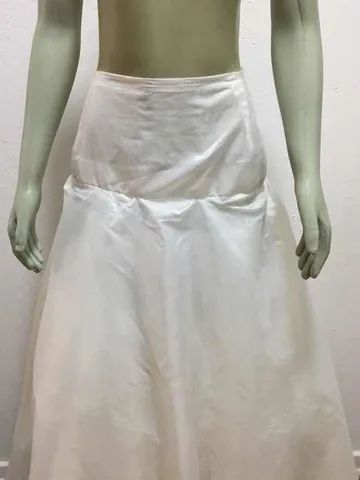 Saia longa para forro de vestido de noiva ótimo estado - Foto 2