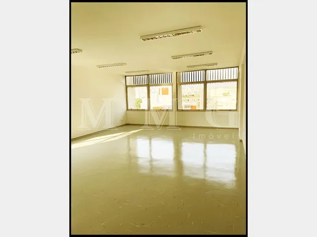 Salas comerciais próximo ao Pq do Ibirapuera de 32m² a 310 m² com vaga garagem