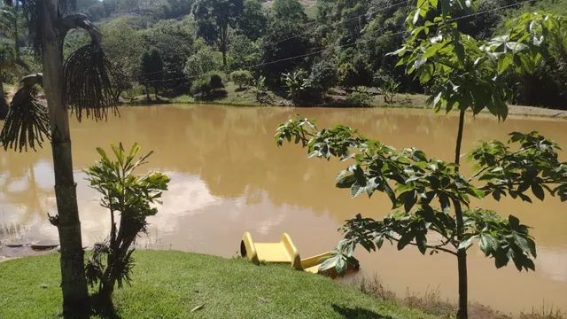 Venha conhecer esta agradável Chácara em Domingos Martins, cercada por lagoas e nascente - Foto 4