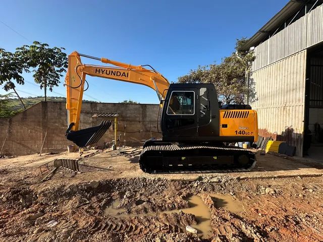 Escavadeira Hyundai 140 LC-7 2011
