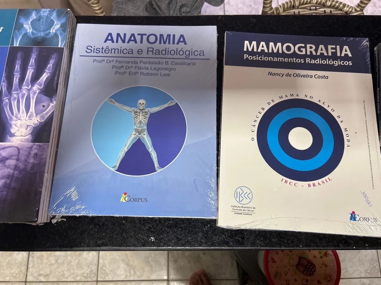 Vendo livros novos um kit com 9 livros, por apenas 500,00 - Foto 2