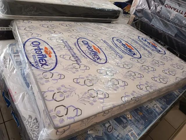 COLCHÃO DE CASAL NOVO ESPUMA 