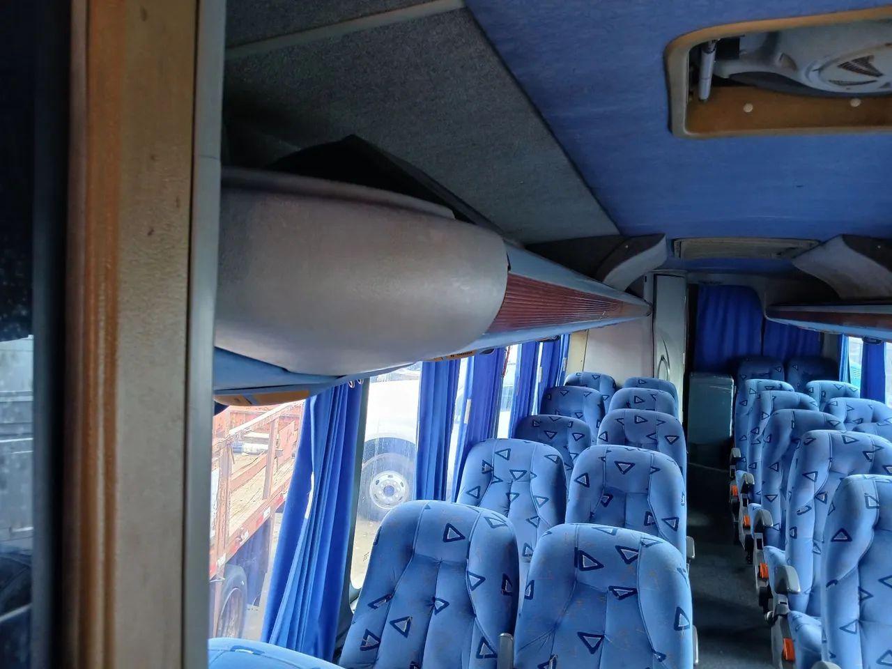 Vendo microônibus Ano 2008 Motor MWM - Foto 6