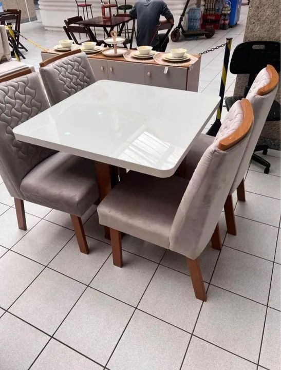 mesa de jantar 4 cadeiras iza 