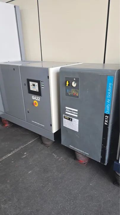 Compressor Ar Atlas Copco GA22 ENGRENADO + Secador - Foto 2