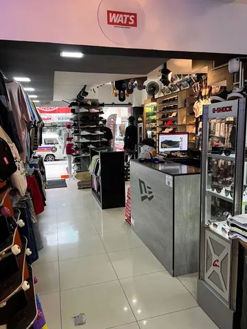 Loja de best sale roupas e calçados