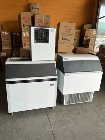 Maquina de Gelo cubo