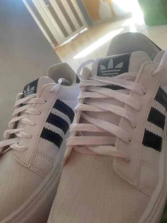 Tênis Adidas Branco