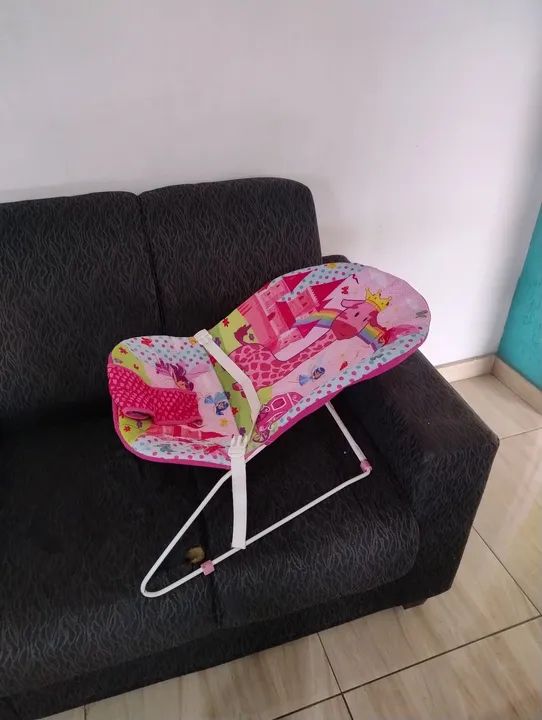 Cadeirinha infantil para bebê - Rosa e Branco