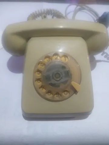 Telefone antigo de disco 