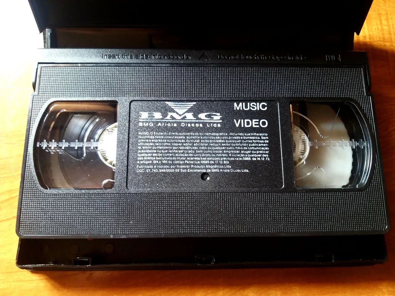 Fita VHS rara Erasure - Pop! 20 Hits em ótimo estado  - Foto 3