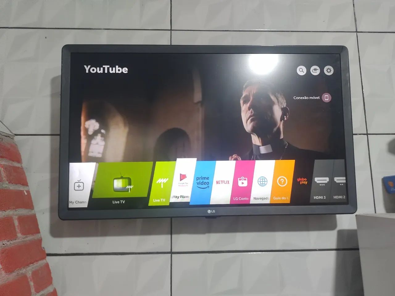 Vendo smartv LG 32 polegadas top de linha com. Wi-fi integrado R$ 900,00 - Foto 4