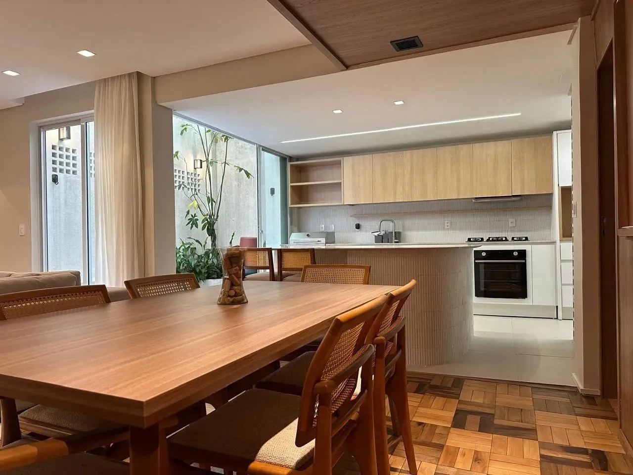 APARTAMENTO 3 DORMITORIOS - PROXIMO A PONTE HERCILIO LUZ