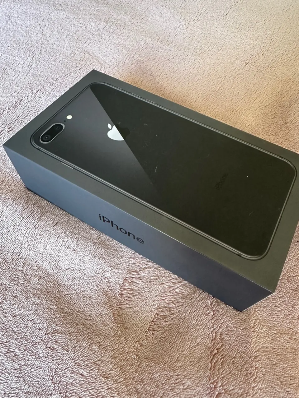 iPhone 8 Plus