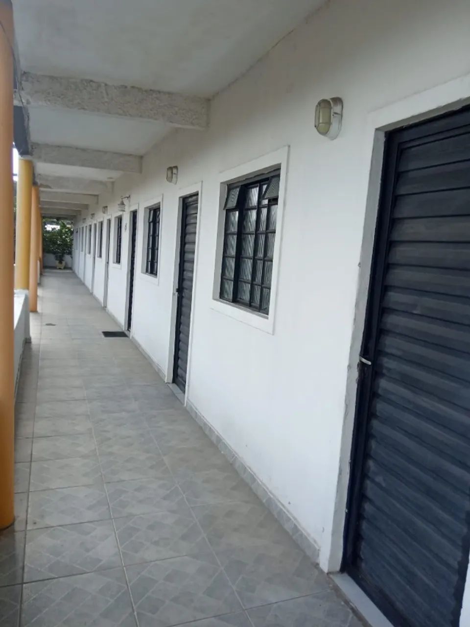 Salas comerciais em Rio das Ostras  8 diárias R$400,00 mensal  - Foto 2