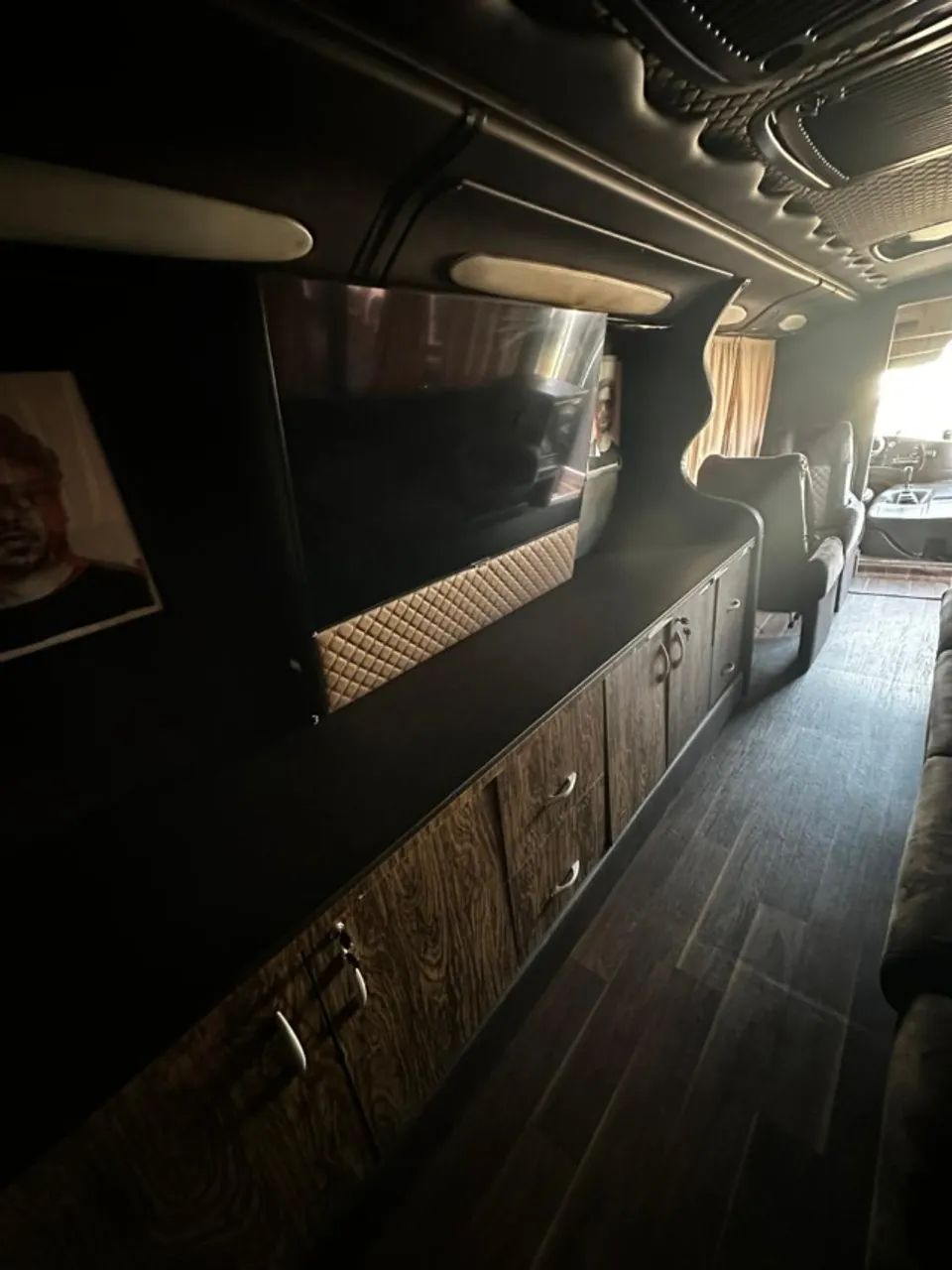 Micro Ônibus Customizado - Foto 4