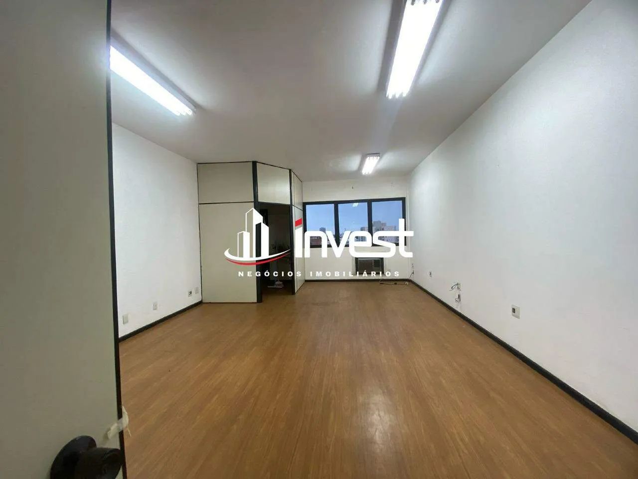 Excelente sala comercial à Venda no Elvira Shopping com 80 m2 Centro de Uberaba/MG