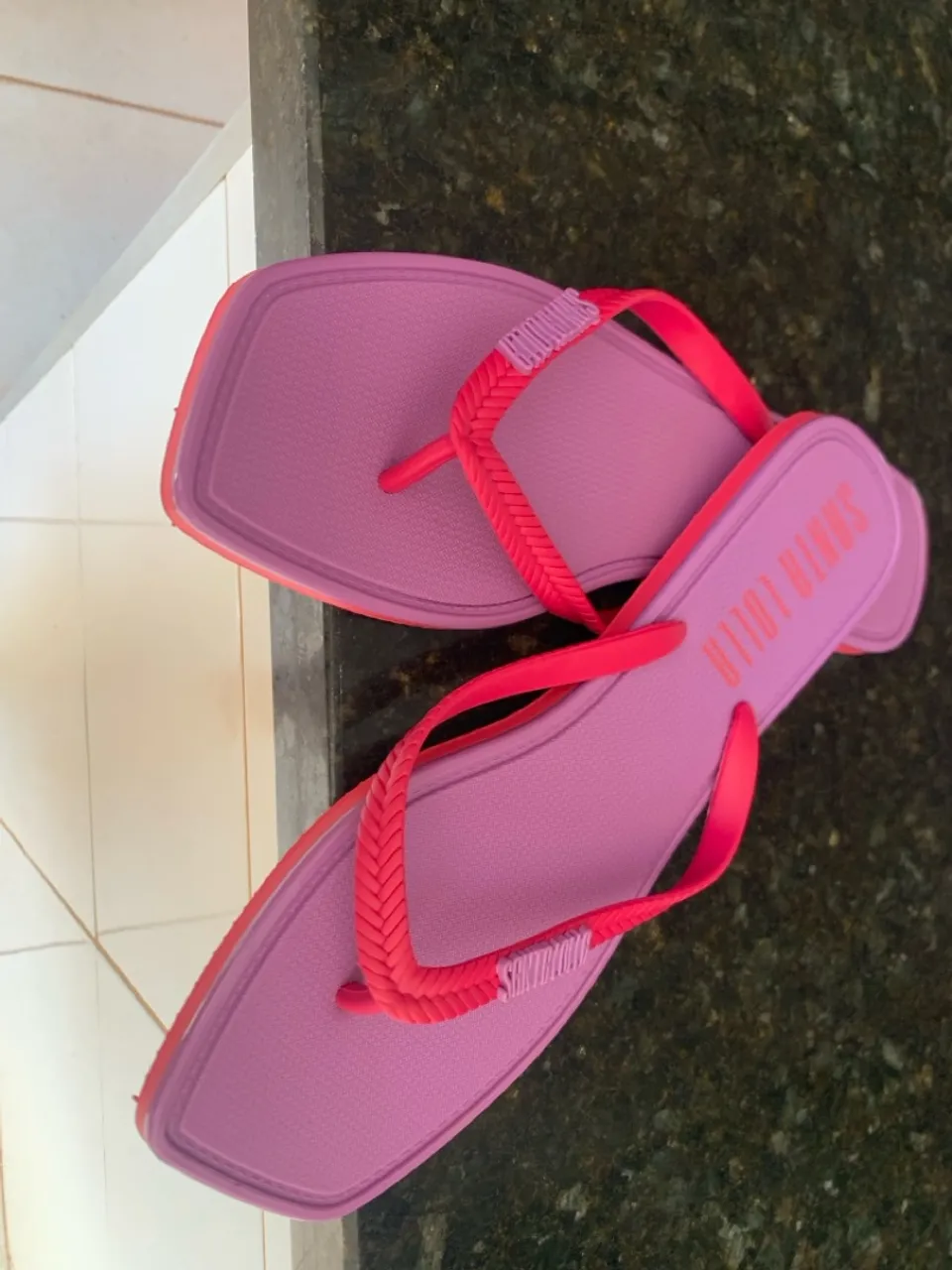 Chinelo personalizados com extraz