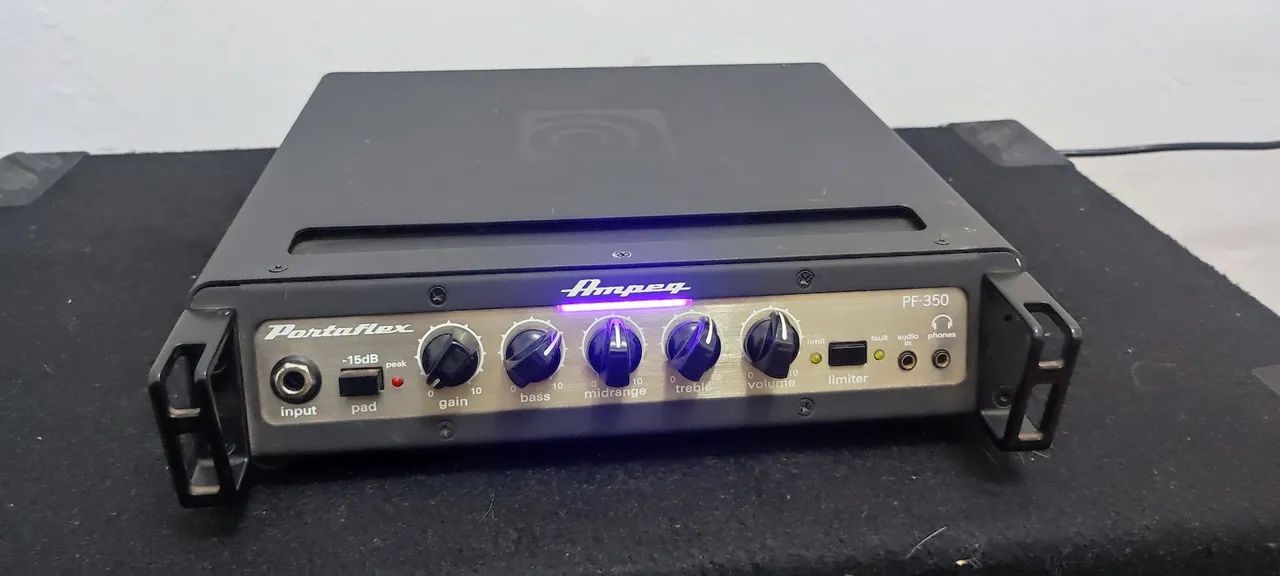 Cabeçote Ampeg + caixa Hartke  - Foto 4