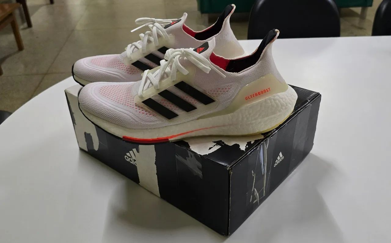 Adidas Ultraboost 21 - Tênis Esportivo Masculino Novo - Foto 2