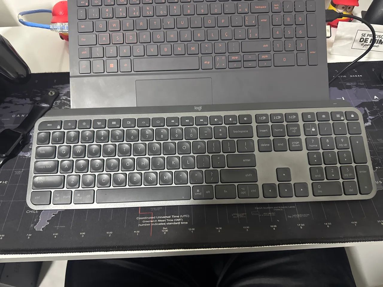 Teclado Logitech Master Keys