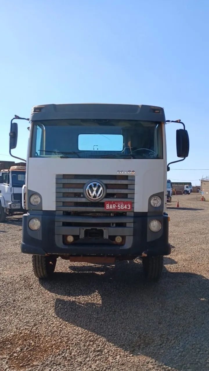 VW 26.280 6X4 ANO 2015 154.361KM - Foto 4