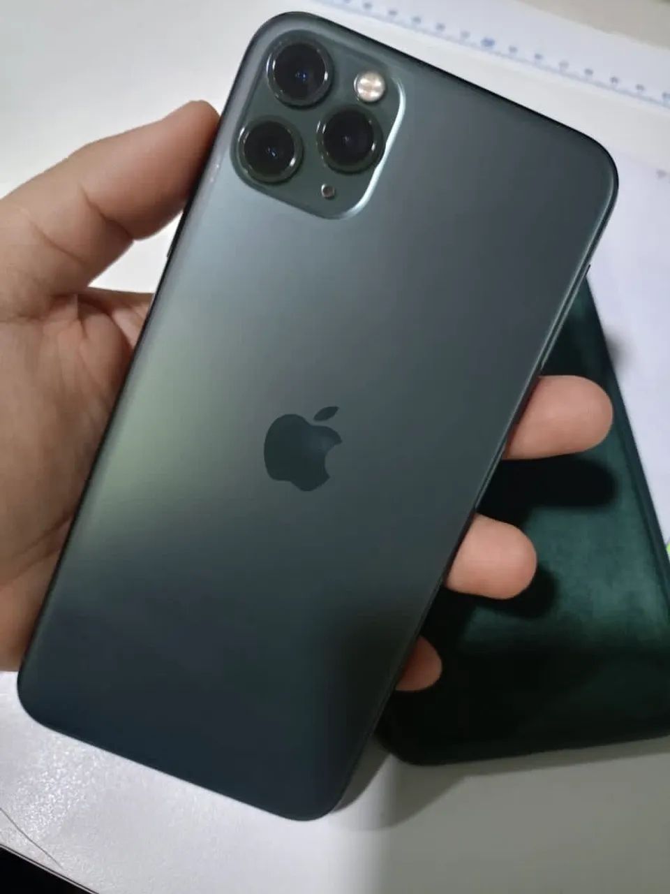 Iphone 11 pro max 256g verde meia-noite - Foto 2