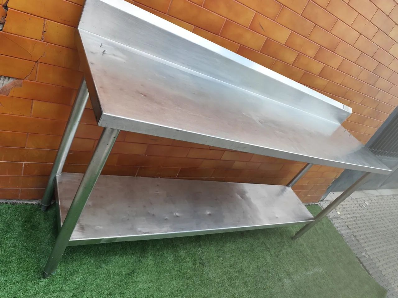 Mesa de aço inox  Macom para cozinha industrial - Foto 2