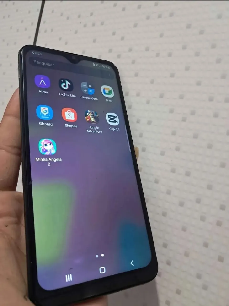 Samsung A20