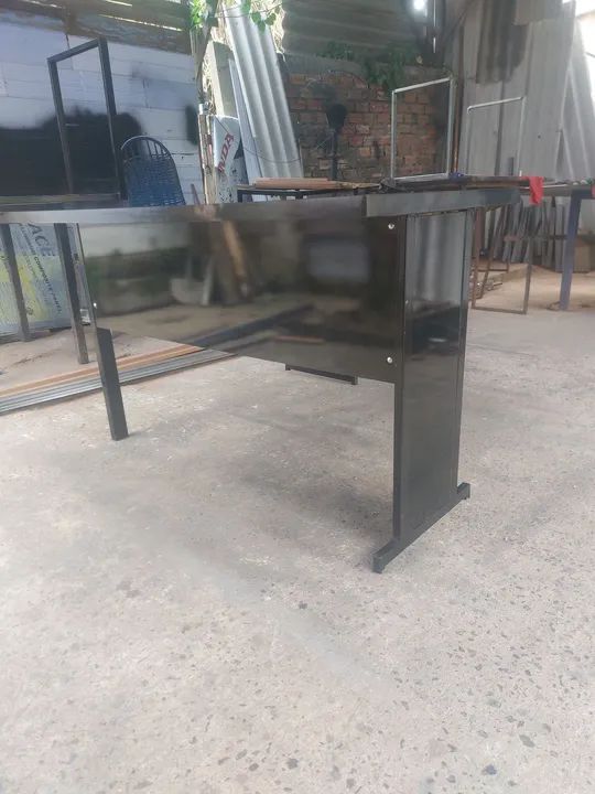 Mesa de Escritório em L Preta - Foto 4