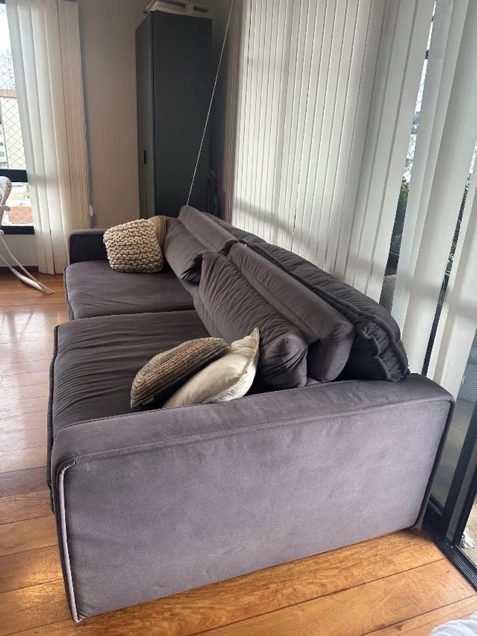 Sofá marca Prima Linea em otimo estado  - Foto 3