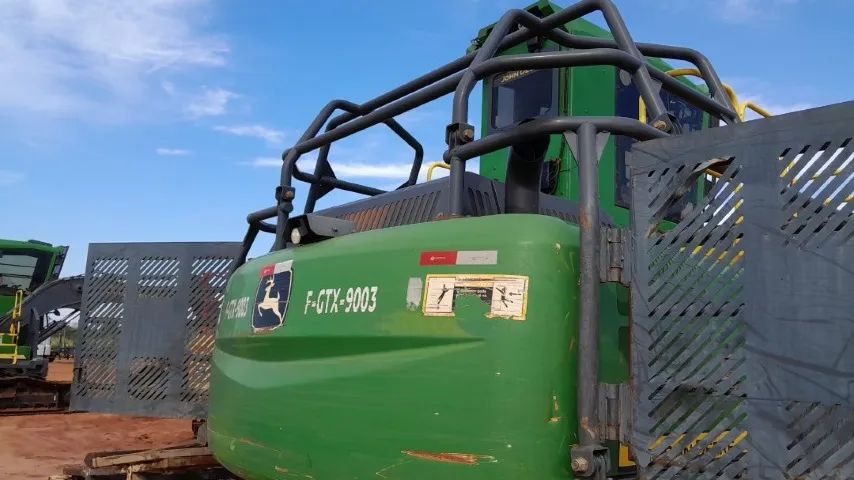 ESCAVADEIRA HIDR DE ESTEIRA JOHN DEERE 2144G 25T (Com implemento) - Foto 4