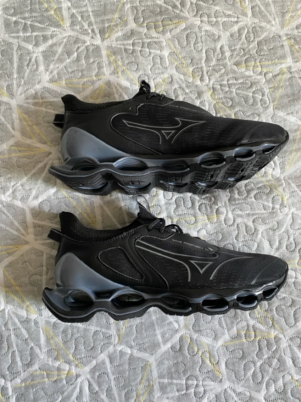Tênis Mizuno Wave Prophecy 14