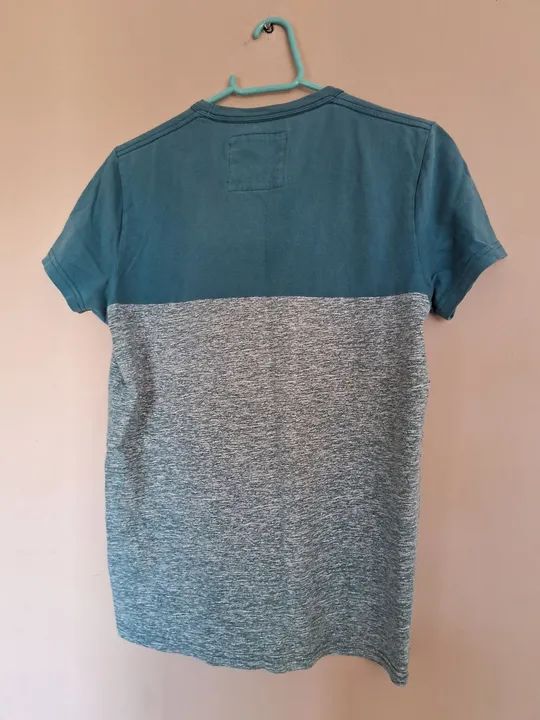 Camiseta Hollister Original - Azul e Cinza - Foto 2