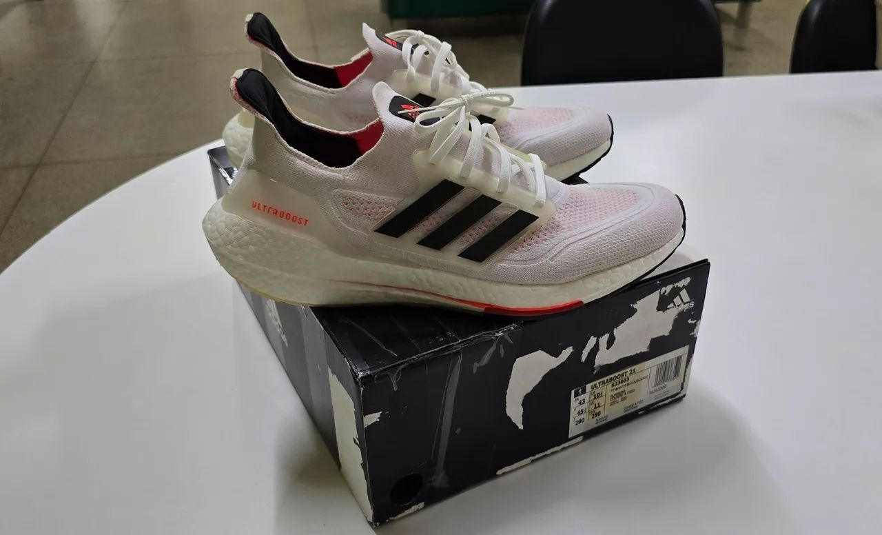 Adidas Ultraboost 21 - Tênis Esportivo Masculino Novo