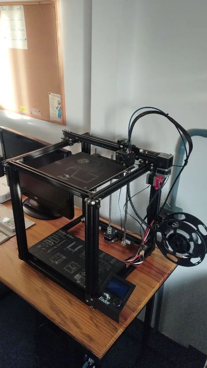 Impressora 3D Ender 5 semi nova com pouco tempo de uso  - Foto 5