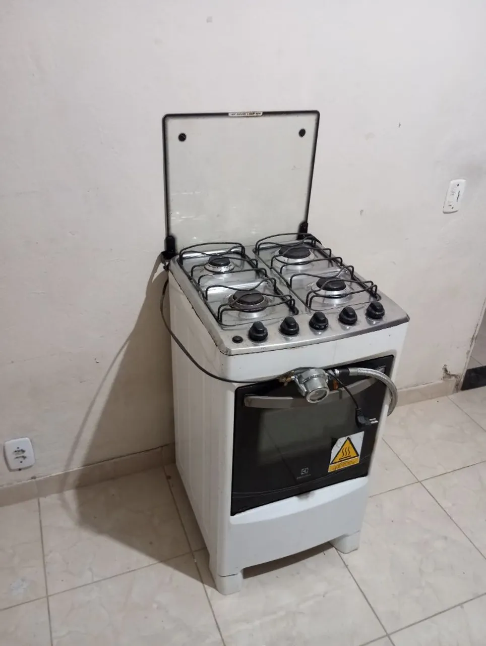 Fogão 4 Bocas com Forno