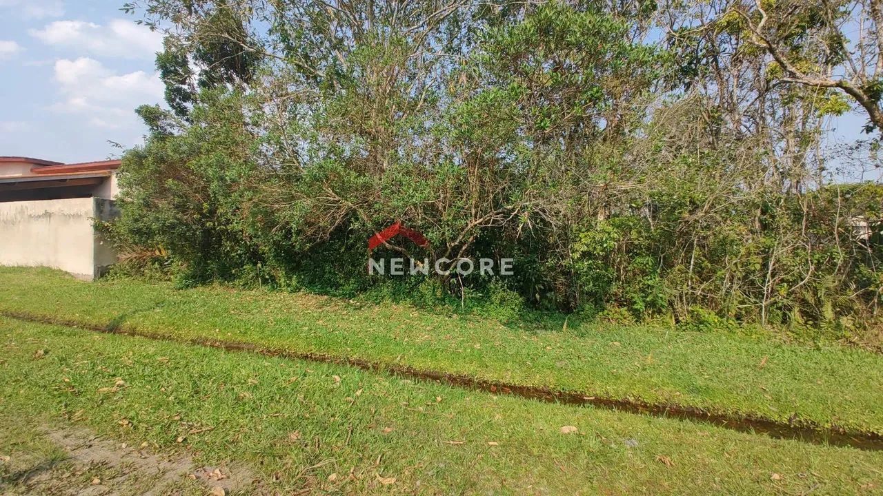 Lote em condomínio em Rua 18 - São Luiz - Peruíbe/SP
