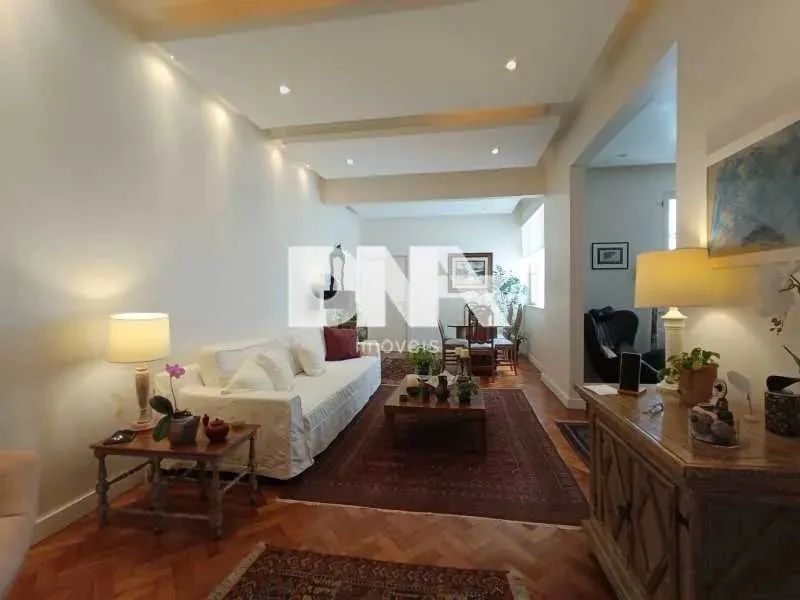 Apartamento - / Residencial / Ipanema