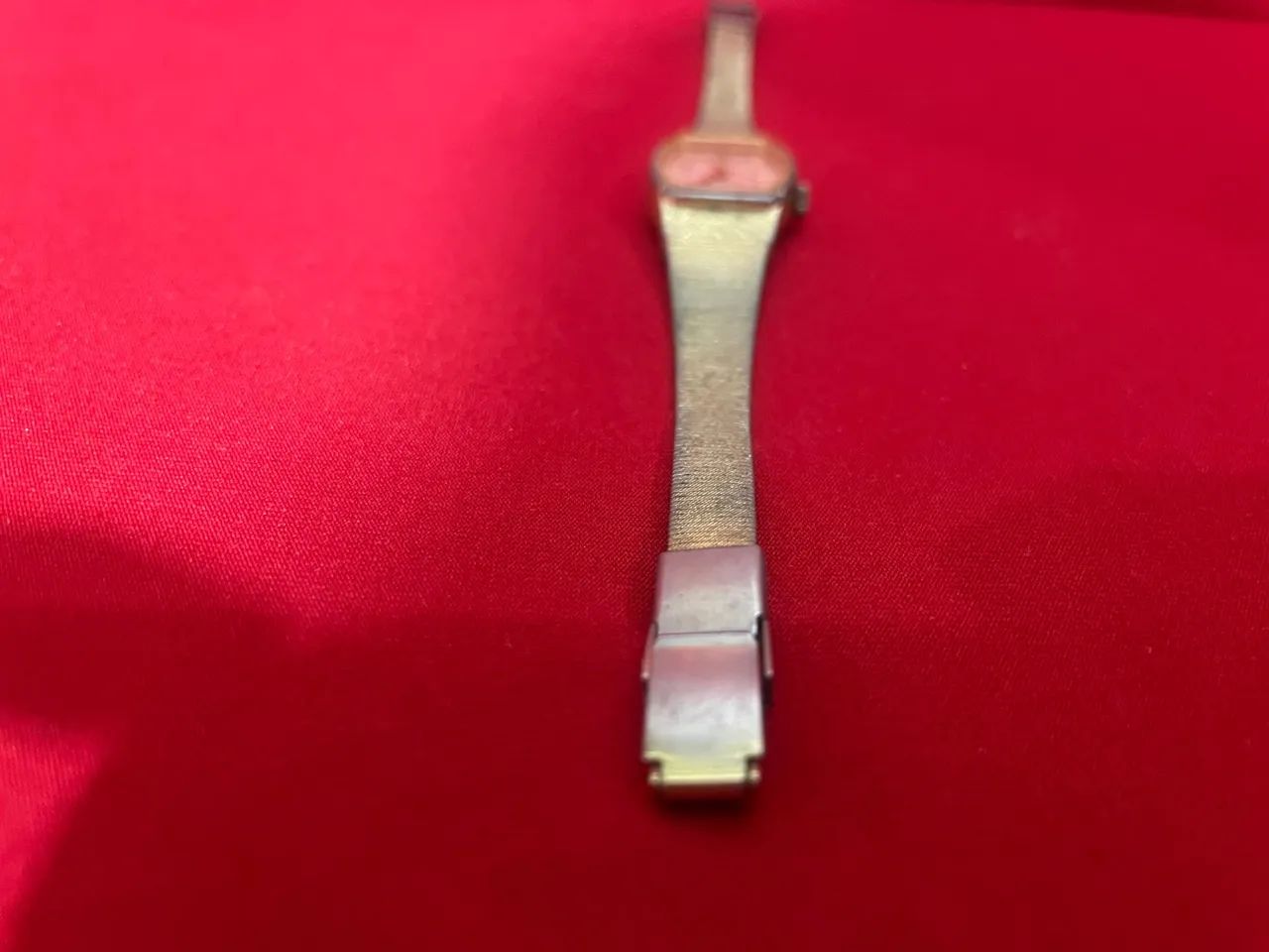 Relógio Citizen Quartz Dourado Feminino - Foto 3
