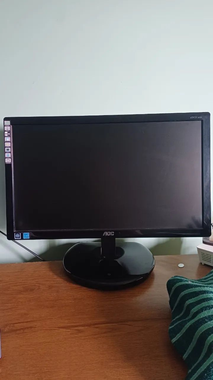 Monitor Led AOC 18.5 full HD - Foto 4