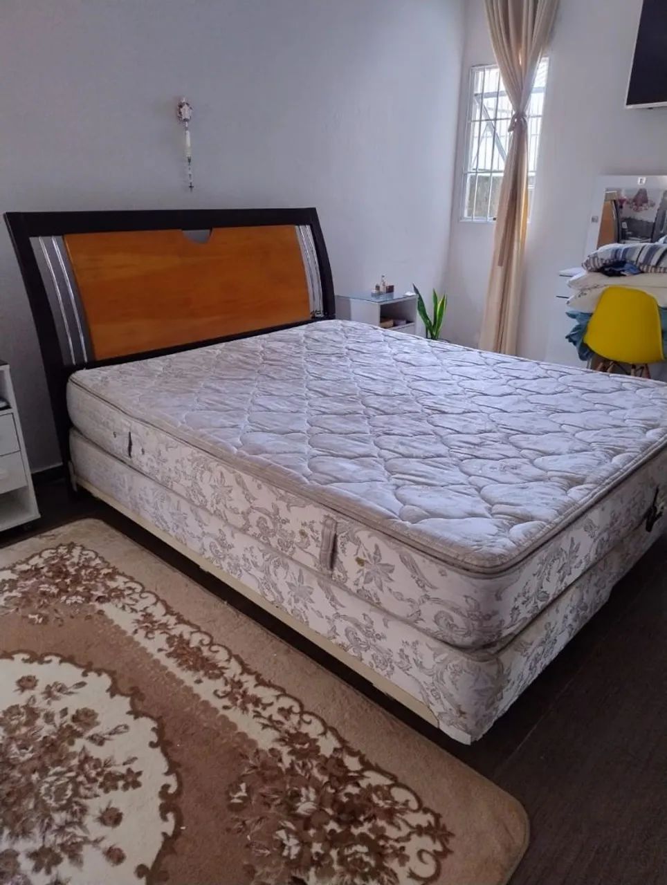 Cama Box de king com Cabeceira