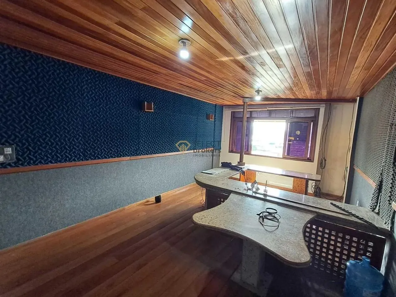Vendo Sala Comercial no Centro de Colatina